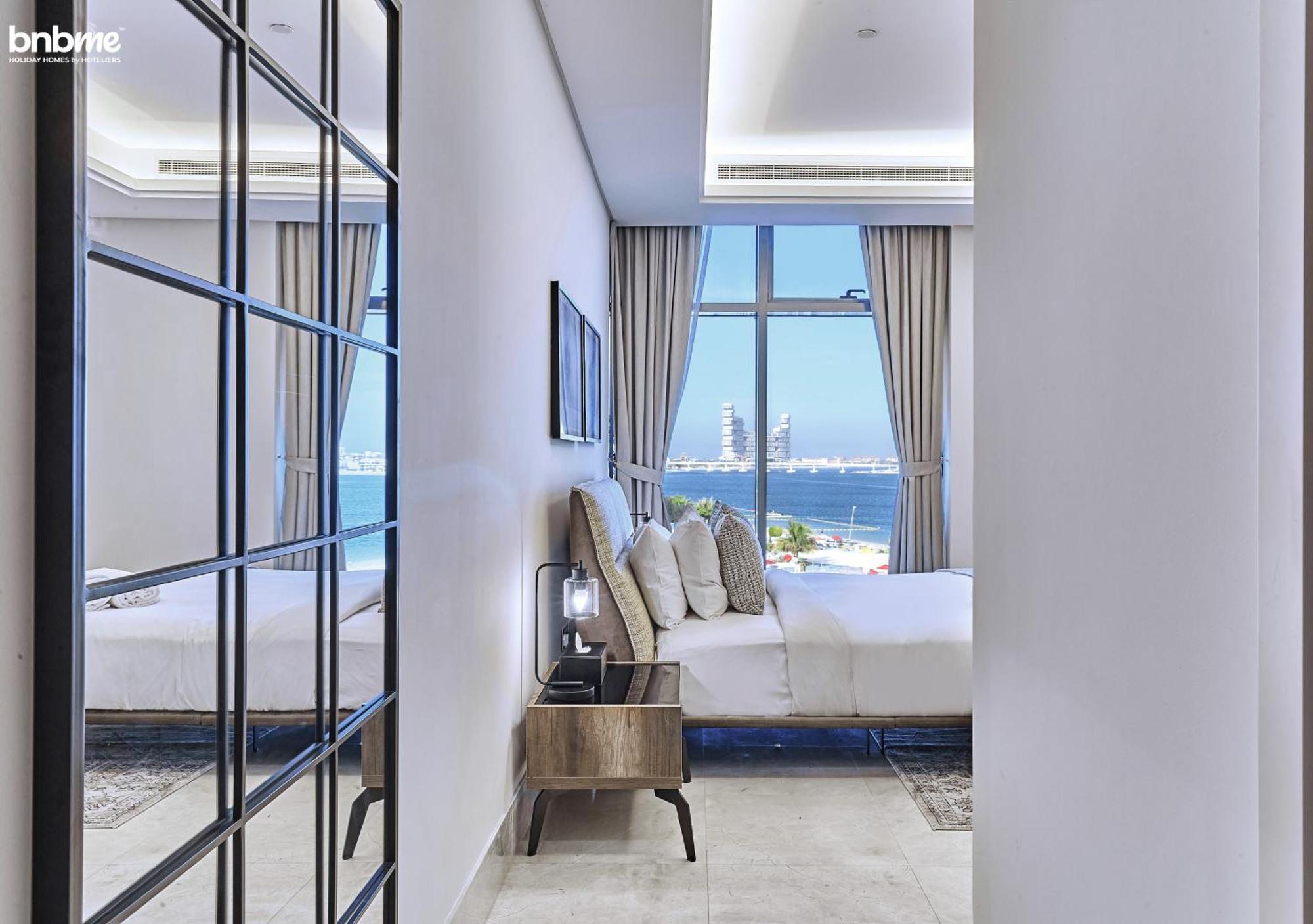 Bnbme - Th8 Palm Hotel Dubai Eksteriør billede