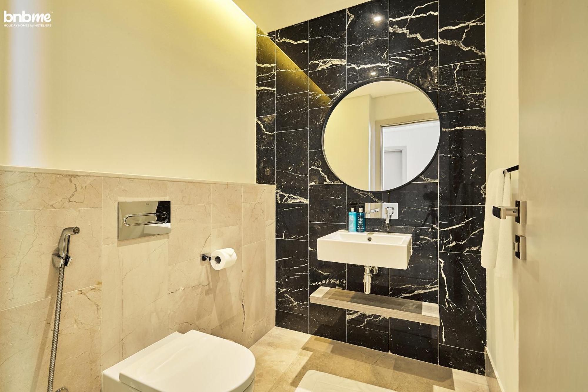 Bnbme - Th8 Palm Hotel Dubai Eksteriør billede