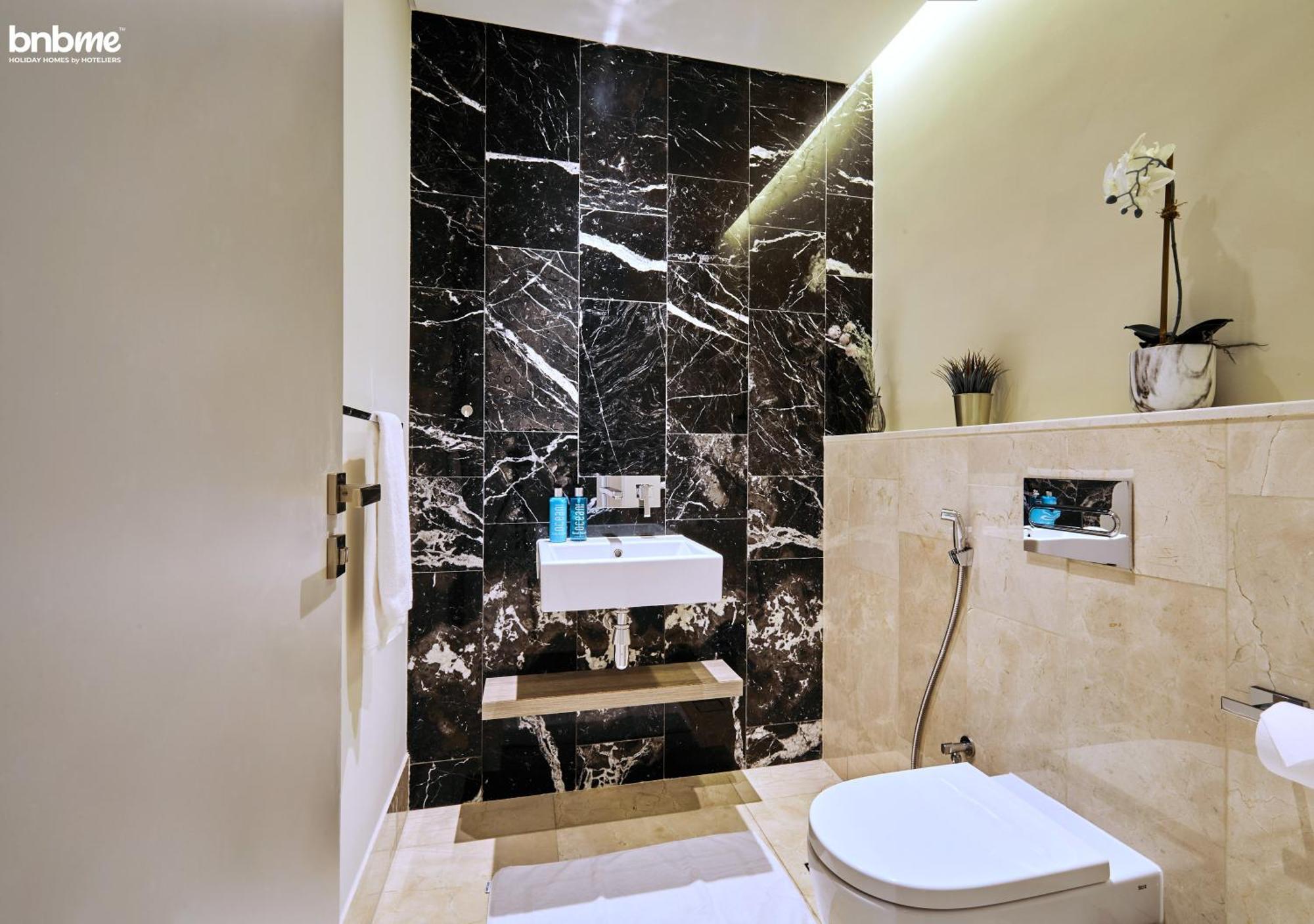 Bnbme - Th8 Palm Hotel Dubai Eksteriør billede